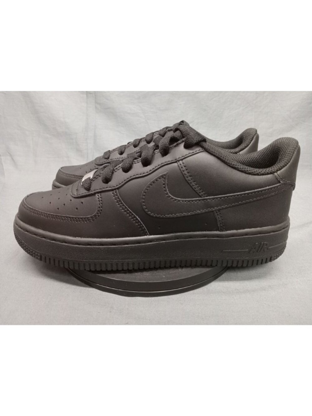 Nike Air Force 1 LE (GS) Sneakers Triple Black Boys Size 5.5 NEW NO BOX! - Picture 8 of 11